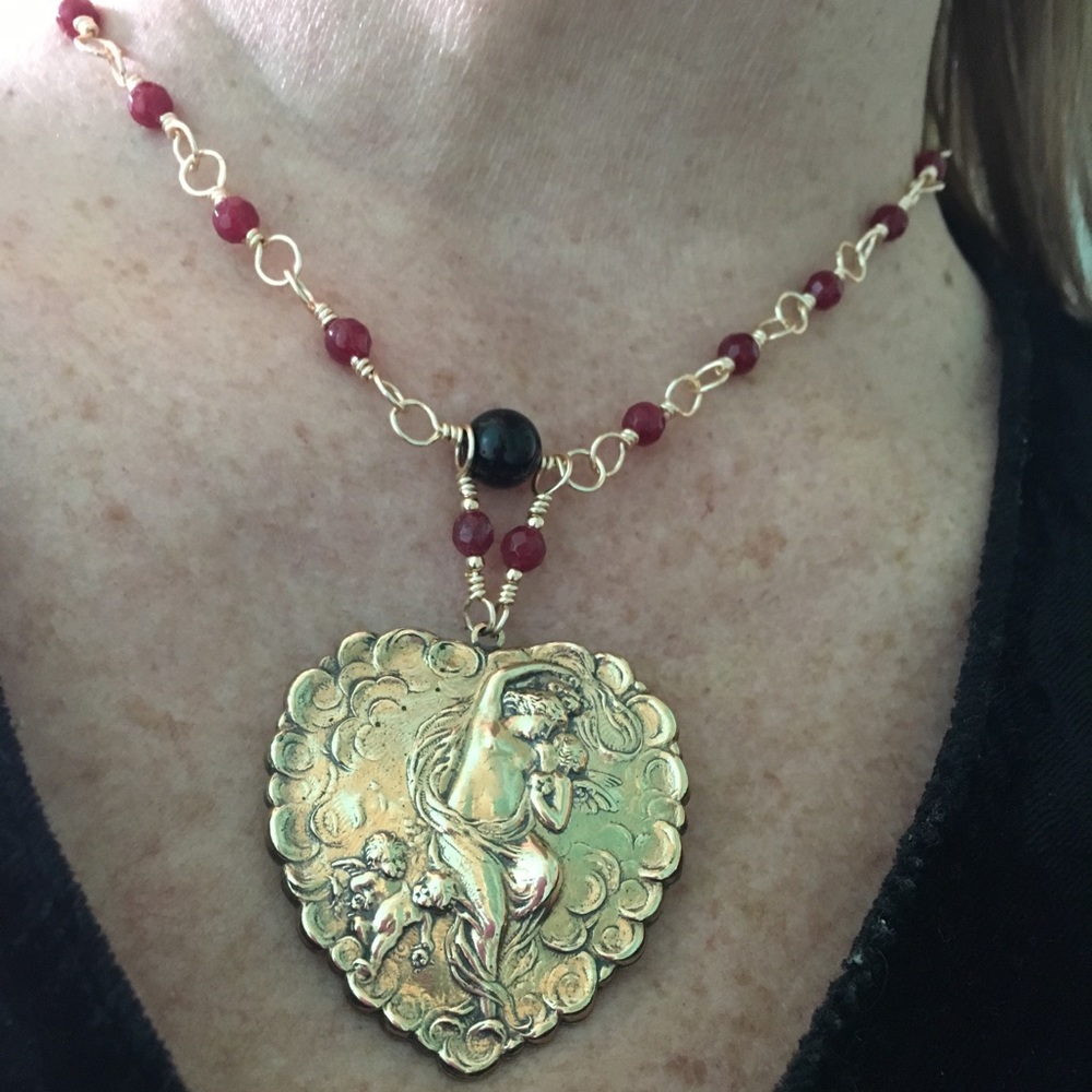 IMADE Ruby & Heart Necklace